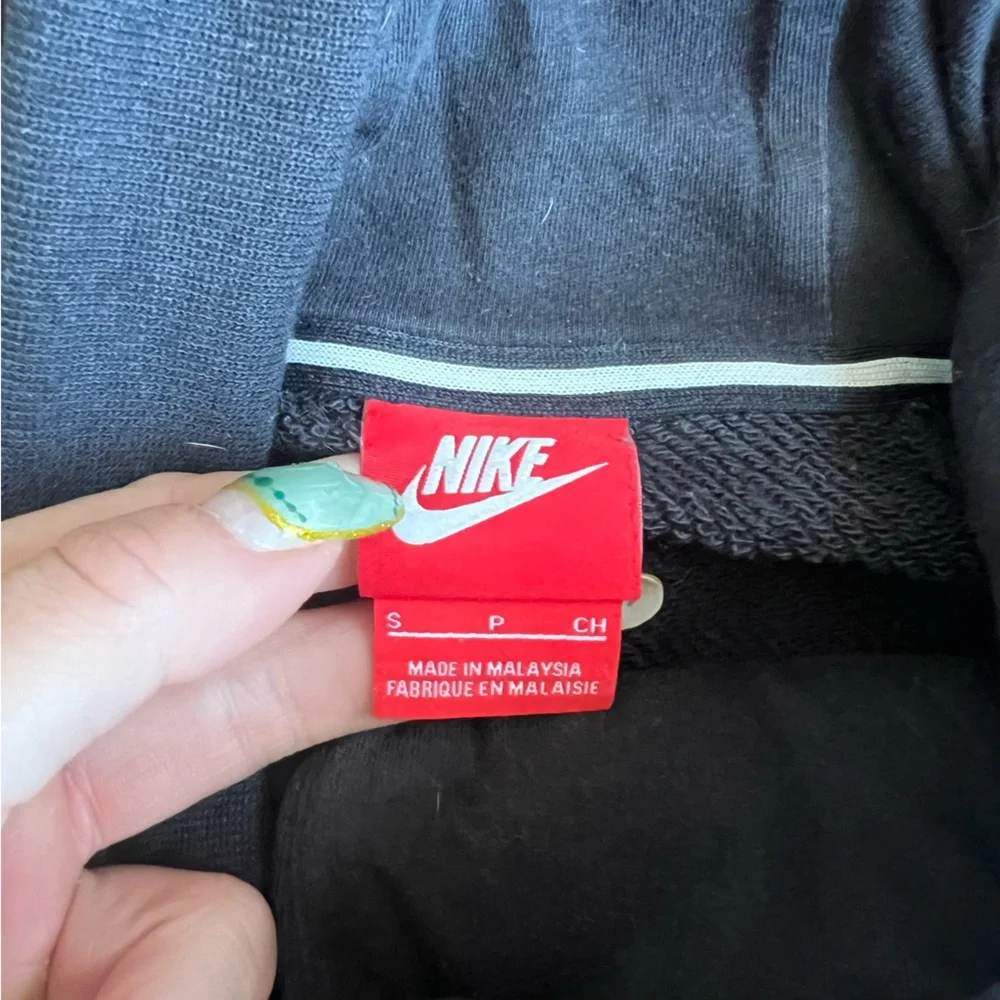 Nike Black Full-Zip Hoodie